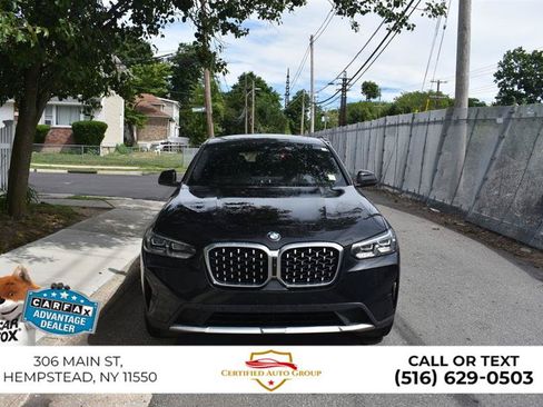 Used 2024 BMW X4 xDrive30i AWD/4WD image 2