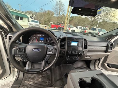 Used 2019 Ford F350 XL w/ Power Equipment Group image 16