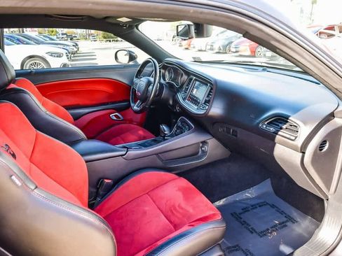 Used 2021 Dodge Challenger R/T Scat Pack w/ Plus Package image 19