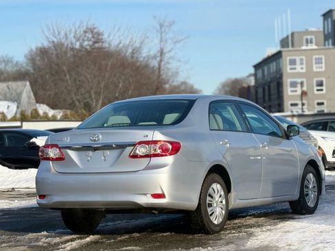 Used 2011 Toyota Corolla S image 5