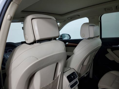 Certified 2023 Audi Q5 2.0T Premium Plus w/ Premium Plus Package image 51