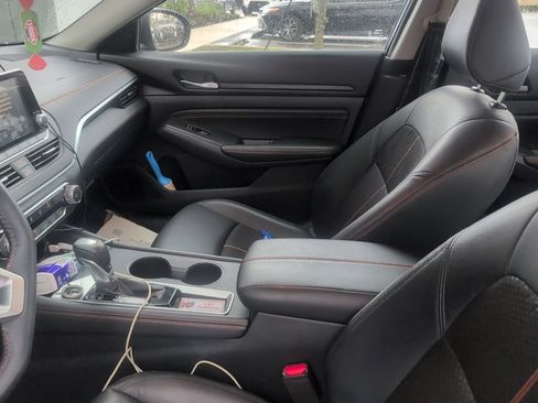 Used 2021 Nissan Altima 2.5 SR FWD image 5