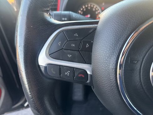 Used 2019 Jeep Renegade Trailhawk w/ LED Lighting Group image 12