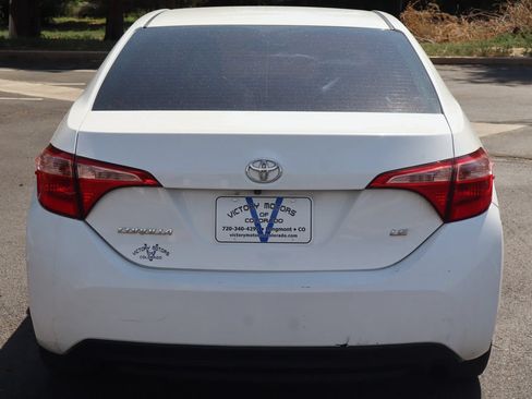 Used 2018 Toyota Corolla LE FWD image 6