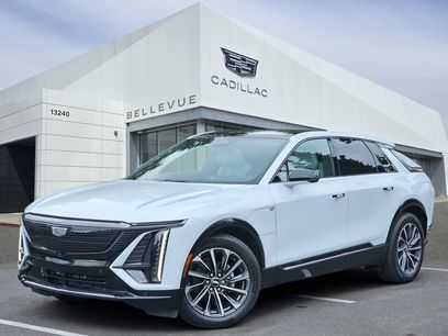 New 2026 Cadillac Lyriq Sport w/ LPO, Floor Liner Package