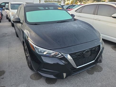 Used 2021 Nissan Sentra SV image 3