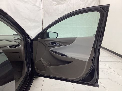 Used 2022 Chevrolet Malibu LS w/ Driver Confidence Package II image 19