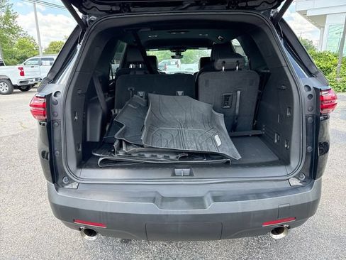 Certified 2023 Chevrolet Traverse LT w/ LT Premium Package AWD/4WD image 25