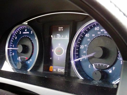 Used 2015 Toyota Camry XLE w/ Moonroof Package FWD image 48