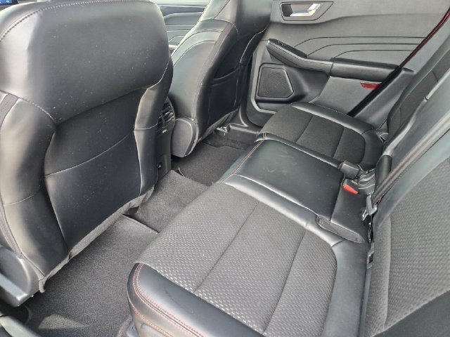 Used 2025 Ford Escape ST-Line AWD/4WD image 39