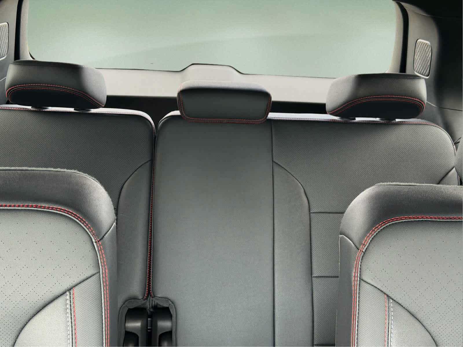 New 2026 Chevrolet Traverse RS w/ LPO, Floor Liner Package FWD image 15