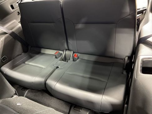 New 2025 Mitsubishi Outlander SE image 26