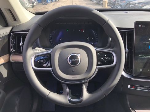 New 2026 Volvo XC90 B6 Plus w/ Protection Package Premier image 19