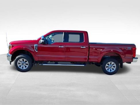 Certified 2018 Ford F250 XLT w/ XLT Premium Package image 4