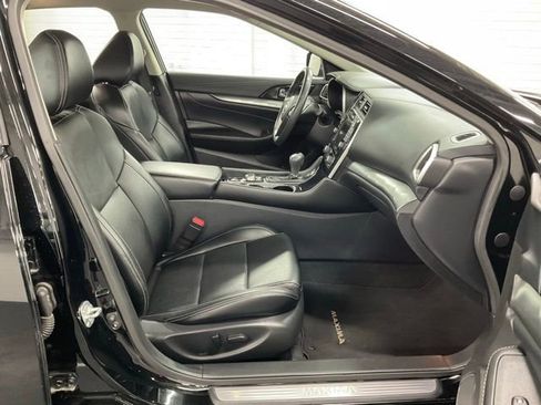 Used 2023 Nissan Maxima SV w/ Floor Mat Group image 19