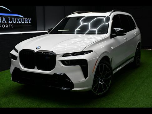 Used 2023 BMW X7 M60i AWD/4WD image 1