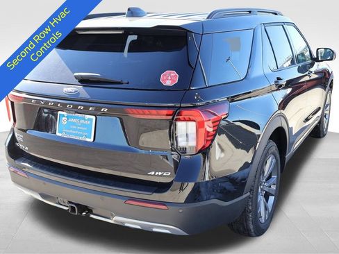 New 2026 Ford Explorer Active w/ Active Comfort Package AWD/4WD image 6