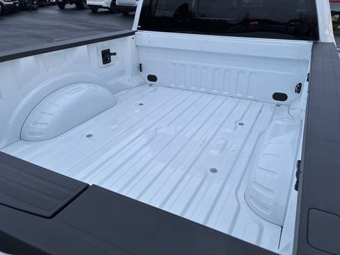 Used 2023 Ford F250 Lariat w/ FX4 Off-Road Package image 32