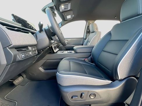 New 2026 GMC Sierra EV Elevation image 15