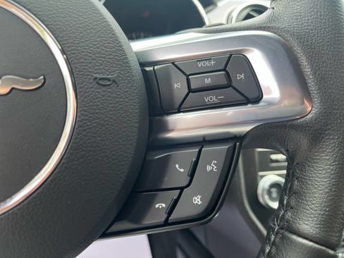 Used 2016 Ford Mustang GT RWD image 12