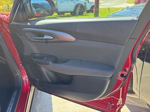 Used 2024 Dodge Hornet R/T image 32