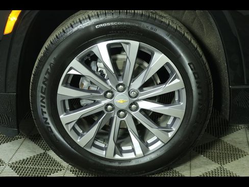 Used 2023 Chevrolet Traverse Premier image 18
