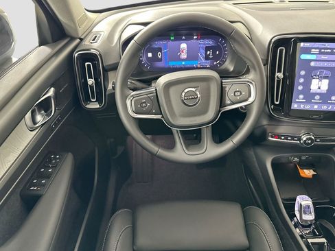 New 2026 Volvo XC40 B5 Ultra w/ Protection Package Premier image 22