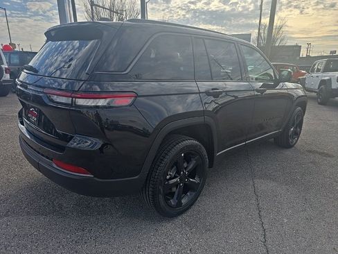 New 2026 Jeep Grand Cherokee Limited image 3