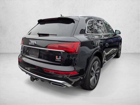 Used 2023 Audi Q5 2.0T Premium Plus w/ Premium Plus Package image 2