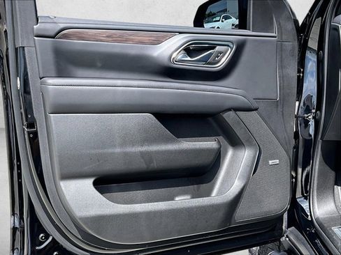Used 2023 Chevrolet Tahoe Z71 image 18