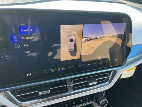 New 2026 Chevrolet Equinox EV LT image 60