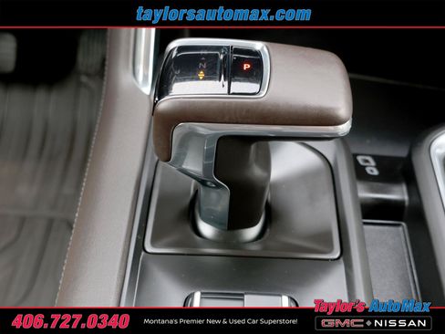 Used 2024 GMC Sierra 1500 Denali w/ Technology Package AWD/4WD image 29