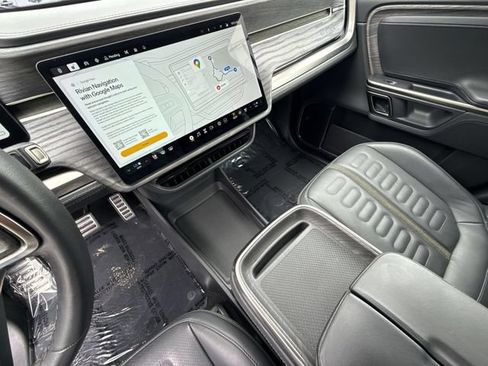 Used 2023 Rivian R1T Adventure AWD/4WD image 21