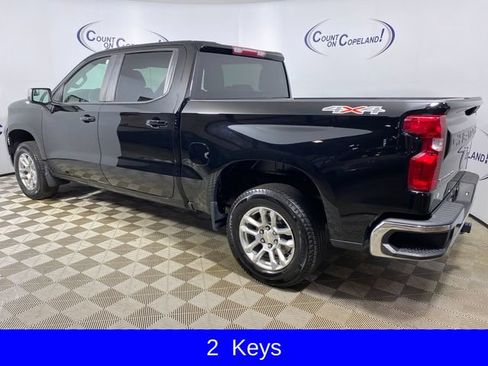 Certified 2022 Chevrolet Silverado 1500 LT AWD/4WD image 5