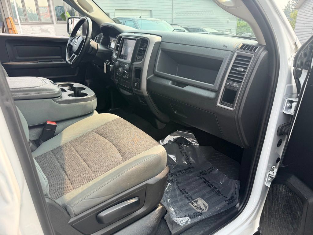 Used 2019 RAM 1500 Tradesman w/ SXT Plus Group AWD/4WD image 30