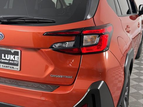 Used 2024 Subaru Crosstrek 2.0i Premium AWD/4WD image 9