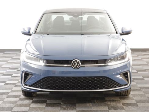 New 2026 Volkswagen Jetta SE FWD image 23