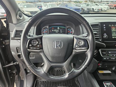Used 2020 Honda Pilot Touring image 13