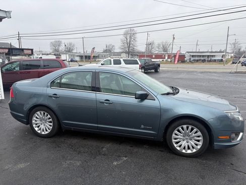 Used 2011 Ford Fusion Hybrid w/ 502A Rapid Spec Order Code image 10