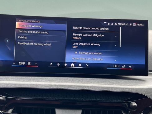 Used 2026 BMW 330i Sedan image 13