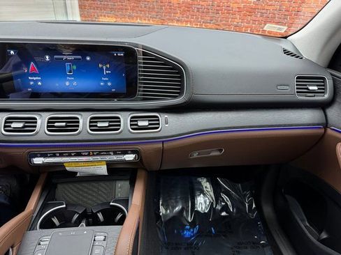 New 2026 Mercedes-Benz GLE 450 4MATIC image 17