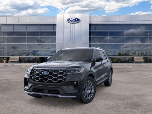 New 2026 Ford Explorer Platinum RWD image 2
