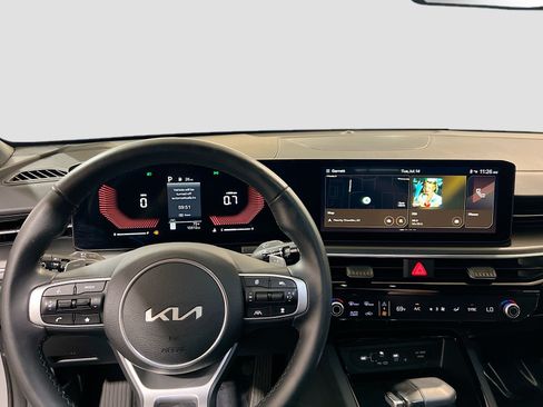Used 2025 Kia K5 GT FWD image 7