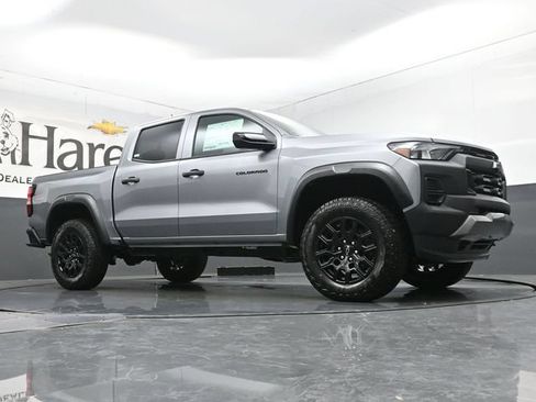 New 2026 Chevrolet Colorado Trail Boss AWD/4WD image 2