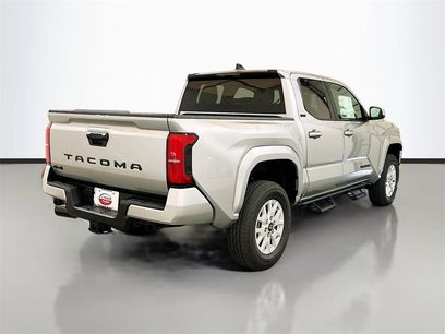 New 2025 Toyota Tacoma SR5