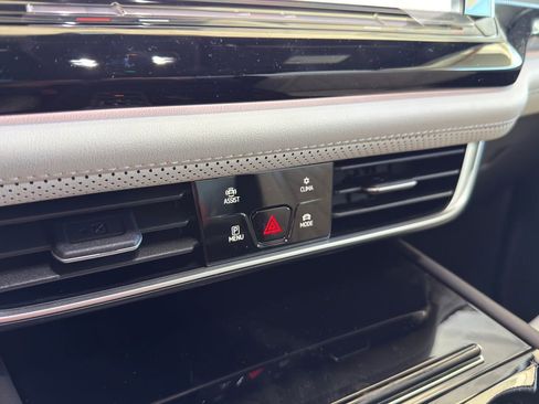 New 2026 Volkswagen Atlas Cross Sport SEL Premium R-Line image 19