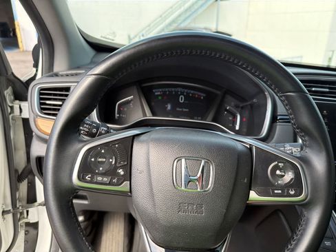Used 2018 Honda CR-V Touring image 24