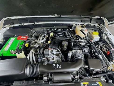 Used 2022 Jeep Wrangler Unlimited Rubicon w/ Steel Bumper Group image 9