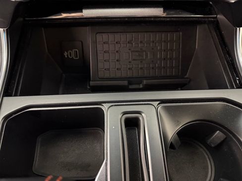 Used 2025 Ford F150 Raptor AWD/4WD image 29