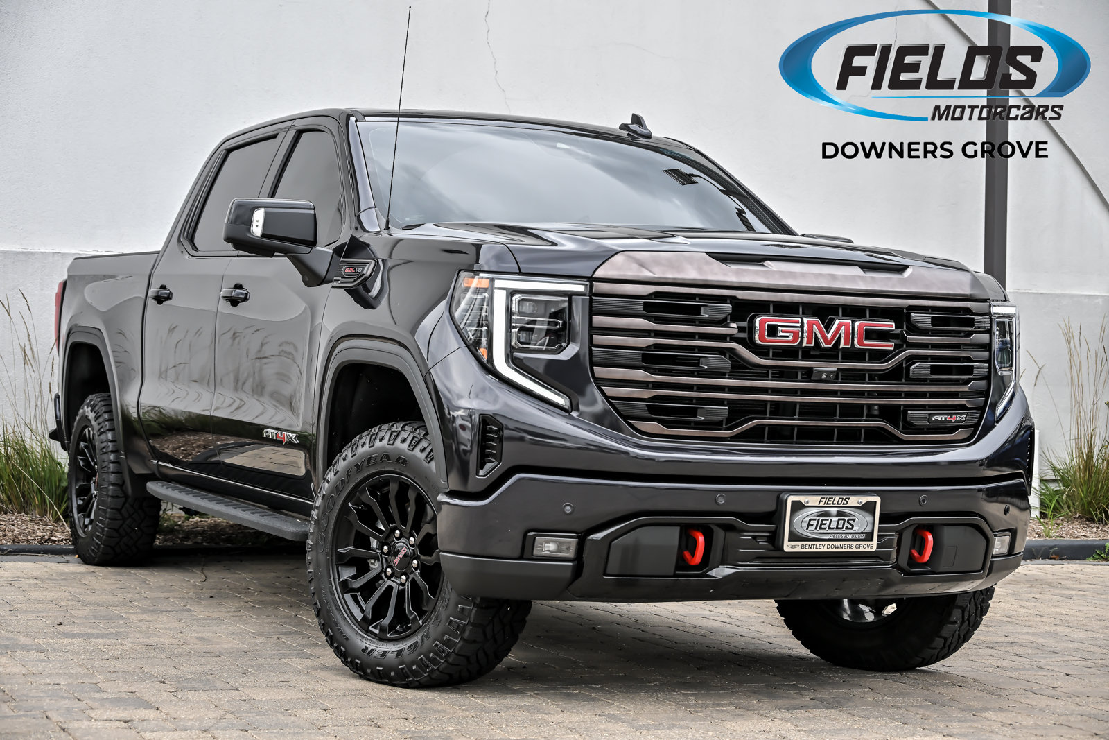 Used 2022 GMC Sierra 1500 AT4X AWD/4WD image 1